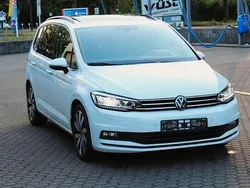 Weiß Gebraucht 2021 VW Touran Highline Van / Kleinbus | 17.850 € (Superpreis)