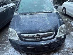 Blau Gebraucht 2005 Opel Meriva Van / Kleinbus | 750 € (Guter Preis)