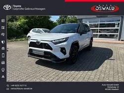 Platinumweiß perleffekt/ dach schwarz Gebraucht 2024 Toyota RAV4 Hybrid Sport SUV | 56.500 €