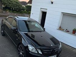 Schwarz Gebraucht 2010 Mercedes E350 Limousine | 9.200 € (Fairer Preis)