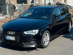 Schwarz Gebraucht 2015 Audi A3 Sportback Kleinwagen | 7.600 € (Guter Preis)