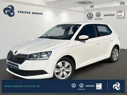Weiß Gebraucht 2021 Skoda Fabia Active Limousine | 13.199 € (Fairer Preis)