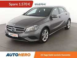 Grau Gebraucht 2015 Mercedes A180 Urban Limousine | 13.980 € (Guter Preis)