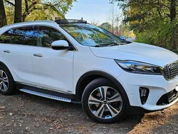 Weiß Gebraucht 2019 Kia Sorento 2 SUV | 28.400 € (Fairer Preis)