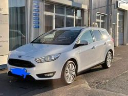 Weiß Gebraucht 2017 Ford Focus Trend Kombi | 8.999 € (Fairer Preis)