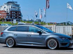 Grau Gebraucht 2016 Cupra Leon Limousine | 21.600 € (Etwas zu teuer)