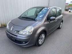 Grau Gebraucht 2011 Renault Grand Modus Van / Kleinbus | 2.690 €