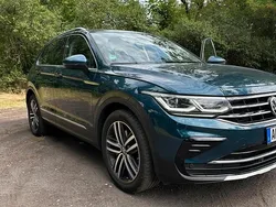 Blau Gebraucht 2020 VW Tiguan SUV | 25.450 € (Fairer Preis)
