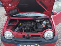 Rot Gebraucht 2003 Renault Twingo Kleinwagen | 1.200 €