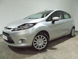 Silber Gebraucht 2012 Ford Fiesta Trend Kleinwagen | 6.300 € (Etwas zu teuer)