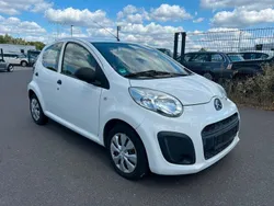 Weiß Gebraucht 2013 Citroën C1 Attraction Kleinwagen | 3.990 € (Fairer Preis)