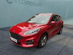 Rot Gebraucht 2023 Ford Kuga ST-Line SUV | 29.699 € (Etwas zu teuer)