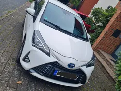 Weiß Gebraucht 2020 Toyota Yaris Club Kleinwagen | 14.700 € (Fairer Preis)