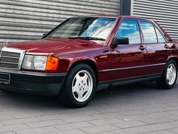 Rot Gebraucht 1985 Mercedes 190 AMG Limousine | 11.950 €