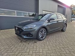 Cypress green Neu 2025 Hyundai i30 Kombi | 23.390 € (Fairer Preis)