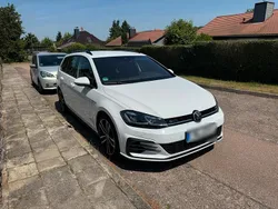 Weiß Gebraucht 2017 VW Golf VII GTD Kombi | 22.000 € (Etwas zu teuer)