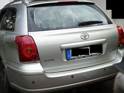 Silber Gebraucht 2004 Toyota Avensis Kombi | 1.500 € (Superpreis)