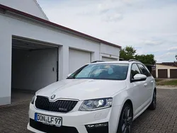Weiß Gebraucht 2013 Skoda Octavia RS Kombi | 15.290 € (Teuer)