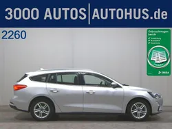 Silber Gebraucht 2020 Ford Focus Cool & Connect Limousine | 7.680 € (Guter Preis)