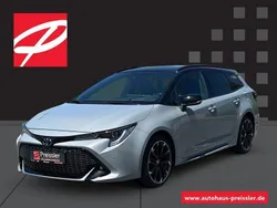 Manhattangrau metallic, dach schwarz Gebraucht 2022 Toyota Corolla Sport Kombi | 31.874 € (Teuer)