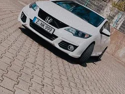 Weiß Gebraucht 2016 Honda Civic Limousine | 12.500 € (Fairer Preis)