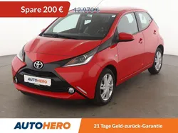 Rot Gebraucht 2018 Toyota Aygo X-play Kleinwagen | 12.770 € (Fairer Preis)