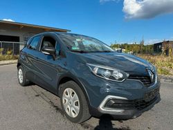Blau Gebraucht 2019 Renault Captur Life SUV | 9.490 € (Fairer Preis)