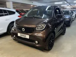 Schwarz Gebraucht 2019 Smart ForTwo Cabrio Cabrio | 16.900 € (Fairer Preis)