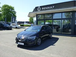 Schwarz Gebraucht 2024 Renault Mégane IV Techno Limousine | 26.900 € (Etwas zu teuer)