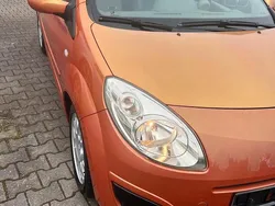 Orange Gebraucht 2007 Renault Twingo Initiale Kleinwagen | 3.999 €