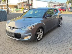 Grau Gebraucht 2012 Hyundai Veloster Trend Kleinwagen | 4.000 €