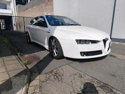 Weiß Gebraucht 2009 Alfa Romeo 159 Turismo Kombi | 7.999 €