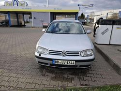 Silber Gebraucht 2002 VW Golf IV Comfortline Limousine | 800 € (Guter Preis)