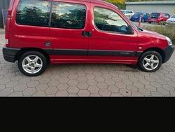 Rot Gebraucht 2008 Citroën Berlingo Van / Kleinbus | 3.000 € (Fairer Preis)