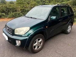 Grün Gebraucht 2003 Toyota RAV4 SUV | 3.990 € (Superpreis)