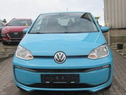 Blau Gebraucht 2017 VW e-up! Kleinwagen | 8.490 € (Fairer Preis)