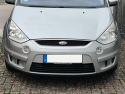 Silber Gebraucht 2008 Ford S-MAX Titanium Van / Kleinbus | 4.500 €