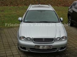 Silber Gebraucht 2009 Jaguar X-type Executive Kombi | 8.900 €