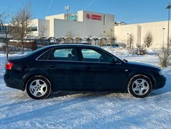 Blau Gebraucht 2004 Audi A4 Limousine | 3.200 € (Etwas zu teuer)
