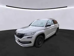 Stahlgrau Gebraucht 2021 Skoda Kodiaq SportLine SUV | 26.470 € (Fairer Preis)