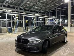Schwarz Gebraucht 2018 BMW 540 Sport Line Kombi | 22.999 € (Superpreis)