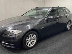 Grau Gebraucht 2016 BMW 520 Comfort Edition Kombi | 15.700 € (Fairer Preis)