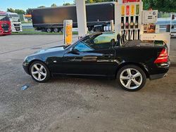 Schwarz Gebraucht 1999 Mercedes SLK230 Cabrio | 3.500 €