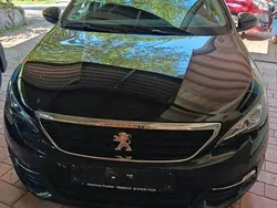 Schwarz Gebraucht 2020 Peugeot 308 Kombi | 12.700 € (Guter Preis)