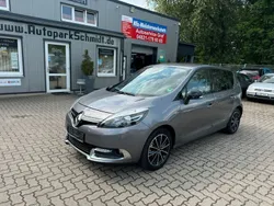 Grau Gebraucht 2012 Renault Scénic III Bose Edition Van / Kleinbus | 4.799 € (Guter Preis)