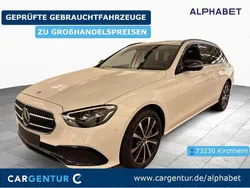 Polarweiß Gebraucht 2022 Mercedes E300 Avantgarde Kombi | 29.090 € (Superpreis)