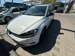 Weiß Gebraucht 2019 VW Golf VII IQ Drive Limousine | 12.400 € (Fairer Preis)