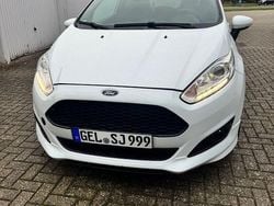 Weiß Gebraucht 2017 Ford Fiesta ST-Line Kleinwagen | 6.999 € (Superpreis)
