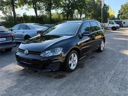 Schwarz Gebraucht 2016 VW Golf VII Comfortline Kombi | 7.000 € (Etwas zu teuer)
