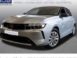 Silber Gebraucht 2024 Opel Astra Elegance Limousine | 22.555 € (Superpreis)
